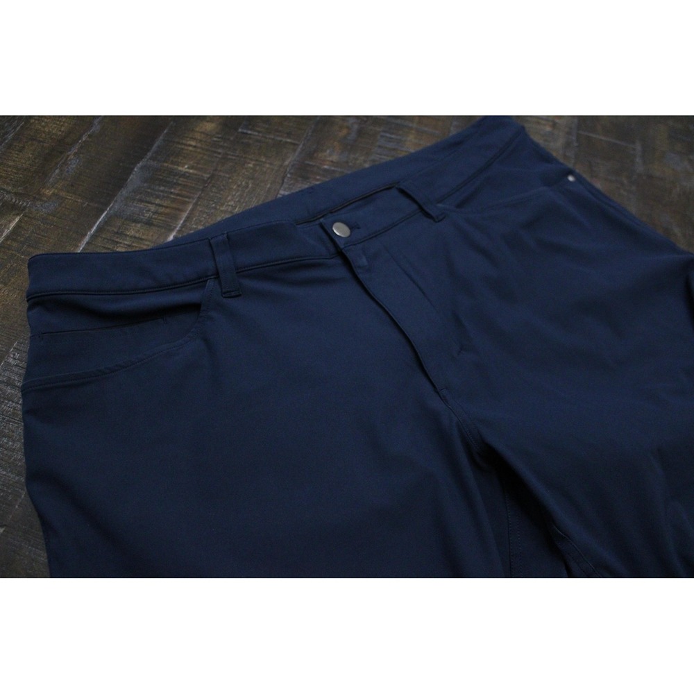 Lululemon Mens ABC Classic‎ Fit Straight Leg Casual Stretch 38 x33 Polyester